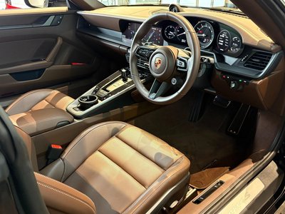 PORSCHE 911 TARGA - 9