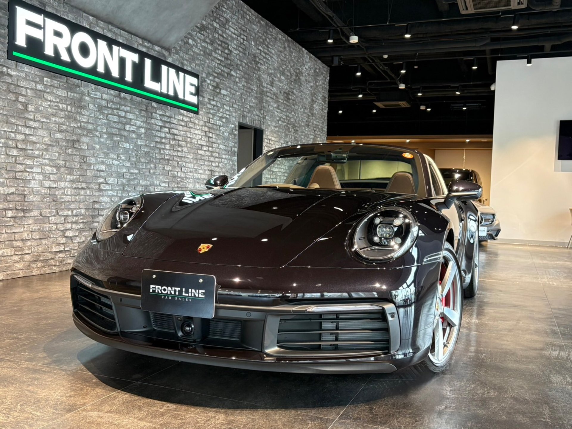 PORSCHE 911 TARGA - View 1