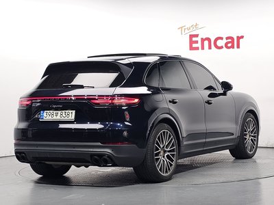 PORSCHE CAYENNE - 3