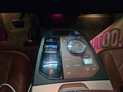 صورة 9 لـ 2024 BMW IX