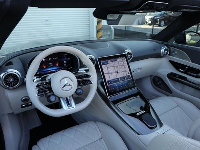 MERCEDES-BENZ SL AMG - 4