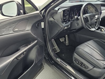 صورة مصغرة 14 لـ 2024 Lexus RX