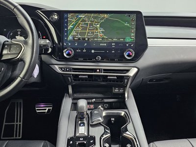 صورة مصغرة 26 لـ 2024 Lexus RX