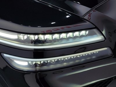 2024 Genesis GV80 photo 9