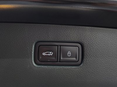 2024 Genesis GV80 thumbnail 24