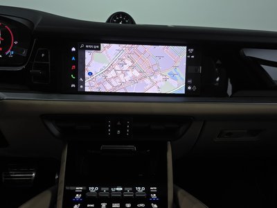 2025 Porsche CAYENNE thumbnail 20