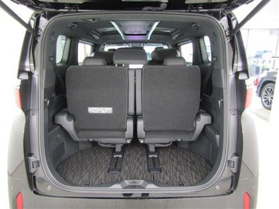 2026 TOYOTA ALPHARD — фото 7