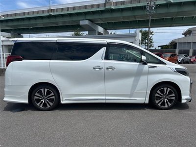 2022 Toyota ALPHARD thumbnail 26