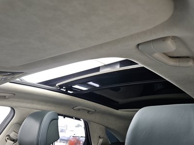 2023 Genesis ELECTRIFIED GV70 — миниатюра 24