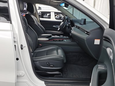 2023 Genesis ELECTRIFIED GV70 — миниатюра 17