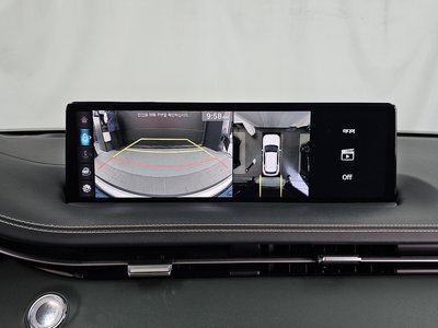 2023 Genesis ELECTRIFIED GV70 — миниатюра 21