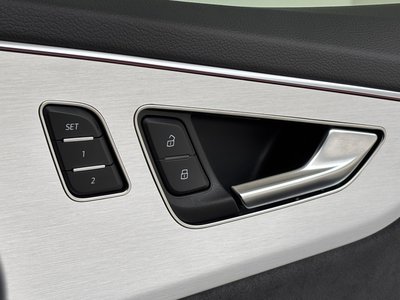 صورة مصغرة 25 لـ 2025 AUDI Q7