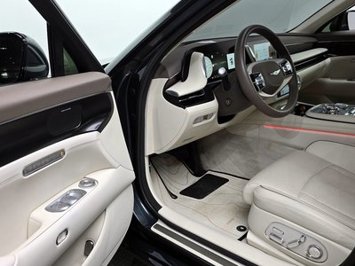 2022 Genesis G90 (RS4) photo 10