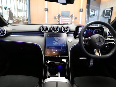 MERCEDES-BENZ C-CLASS - 10