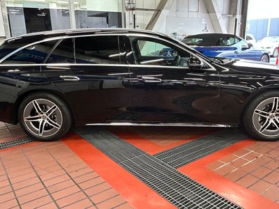 MERCEDES-BENZ E-CLASS - 5