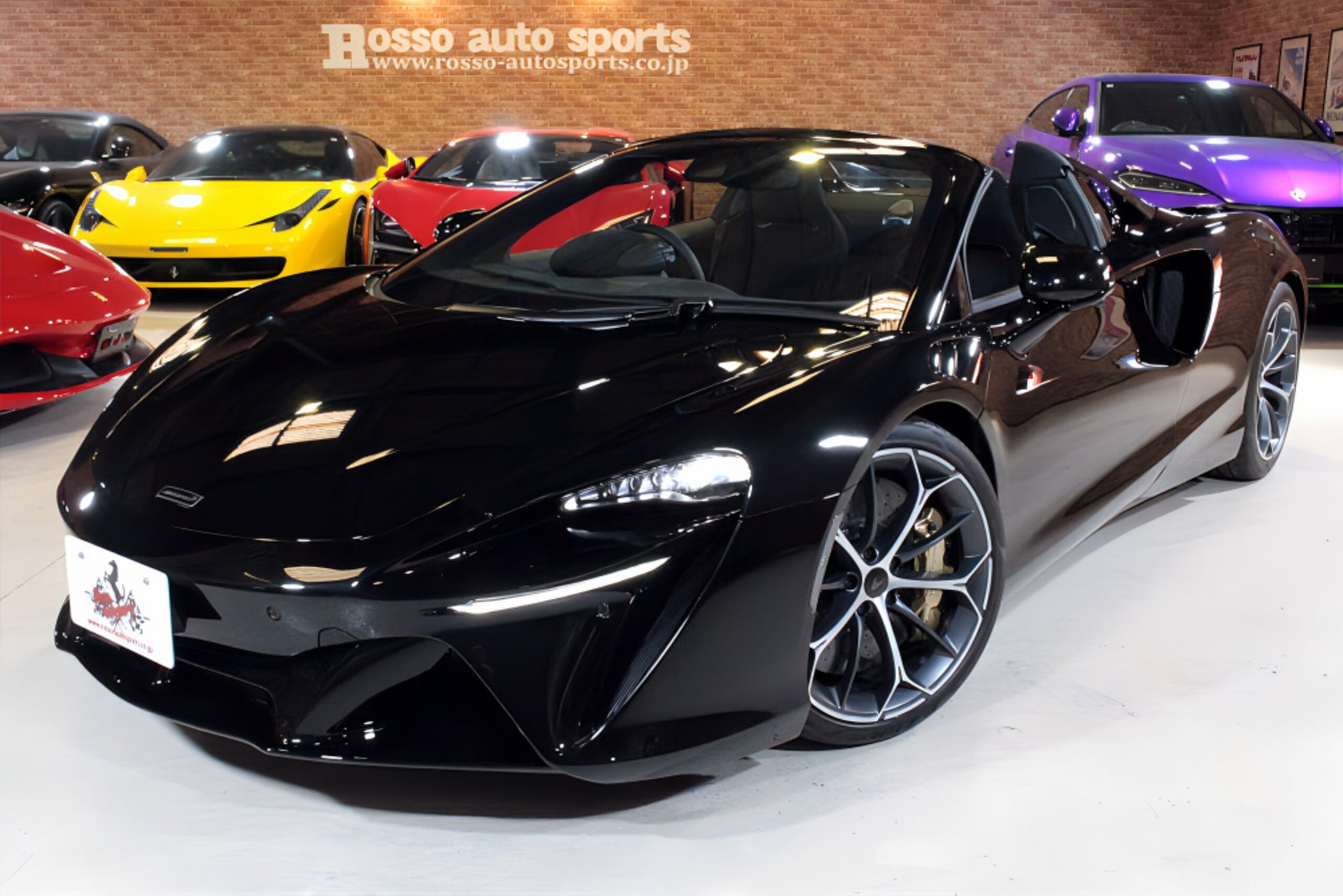 MCLAREN ARTURA SPIDER - View 1