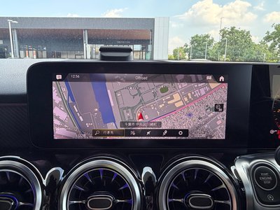 2022 Mercedes-BENZ GLB — миниатюра 12