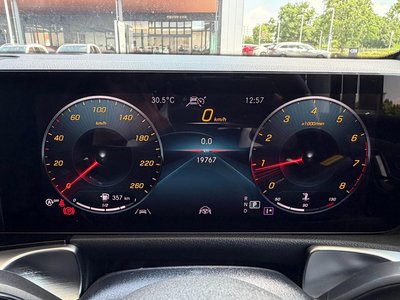 2022 Mercedes-BENZ GLB — миниатюра 11