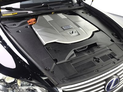 LEXUS LS - 7