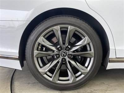 صورة مصغرة 21 لـ 2018 Lexus LS