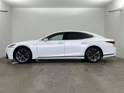 صورة مصغرة 17 لـ 2018 Lexus LS