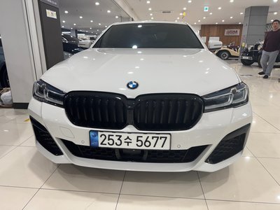 BMW 5 SERIES - 2
