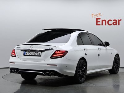 MERCEDES-BENZ E-CLASS - 3