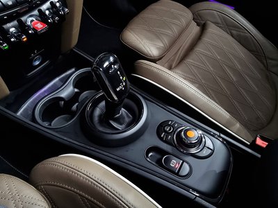 MINI COOPER COUNTRYMAN - 9