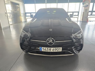 MERCEDES-BENZ E-CLASS - 2