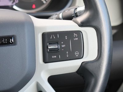 LAND ROVER DEFENDER - 5