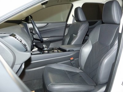 LEXUS NX - 4