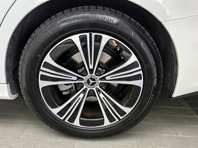 MERCEDES-BENZ E-CLASS - 8