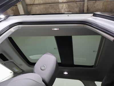 2024 LAND Rover RANGE ROVER EVOQUE thumbnail 13
