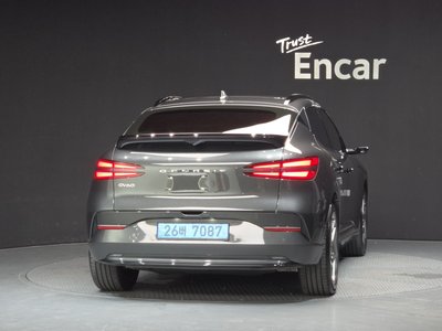 صورة 3 لـ 2025 Genesis GV60
