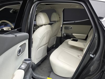 صورة مصغرة 18 لـ 2025 Genesis GV60