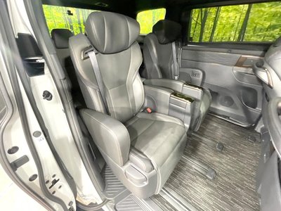 TOYOTA ALPHARD - 10