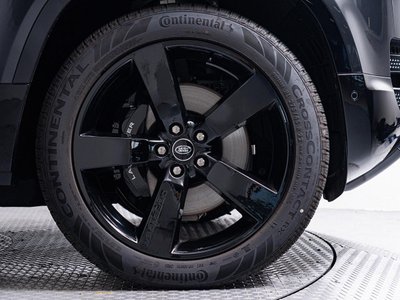 LAND ROVER DEFENDER - 8