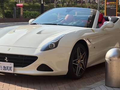 FERRARI CALIFORNIA T - 1