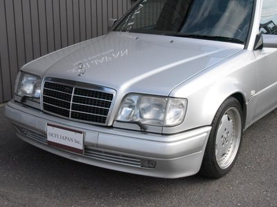 MERCEDES-BENZ E-CLASS - 3