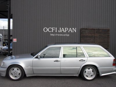 MERCEDES-BENZ E-CLASS - 5