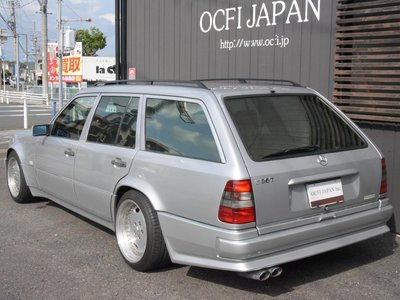 MERCEDES-BENZ E-CLASS - 6