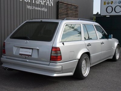 MERCEDES-BENZ E-CLASS - 7