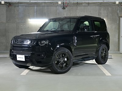 LAND ROVER DEFENDER - 9