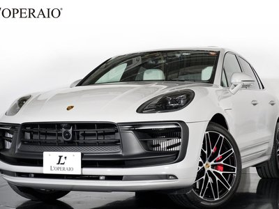 PORSCHE MACAN - 1