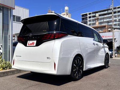 TOYOTA ALPHARD - 2
