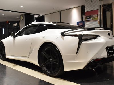 LEXUS LC - 4