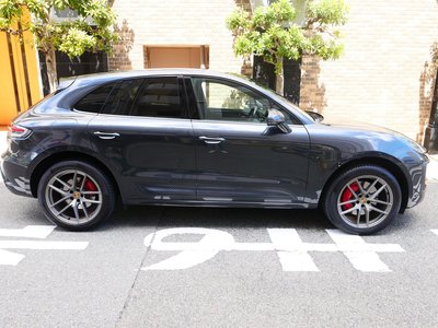 PORSCHE MACAN - 7