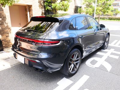 PORSCHE MACAN - 9