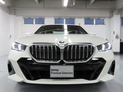 BMW 5 SERIES - 10