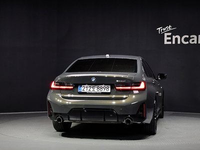 2025 BMW 3 SERIES 照片 4